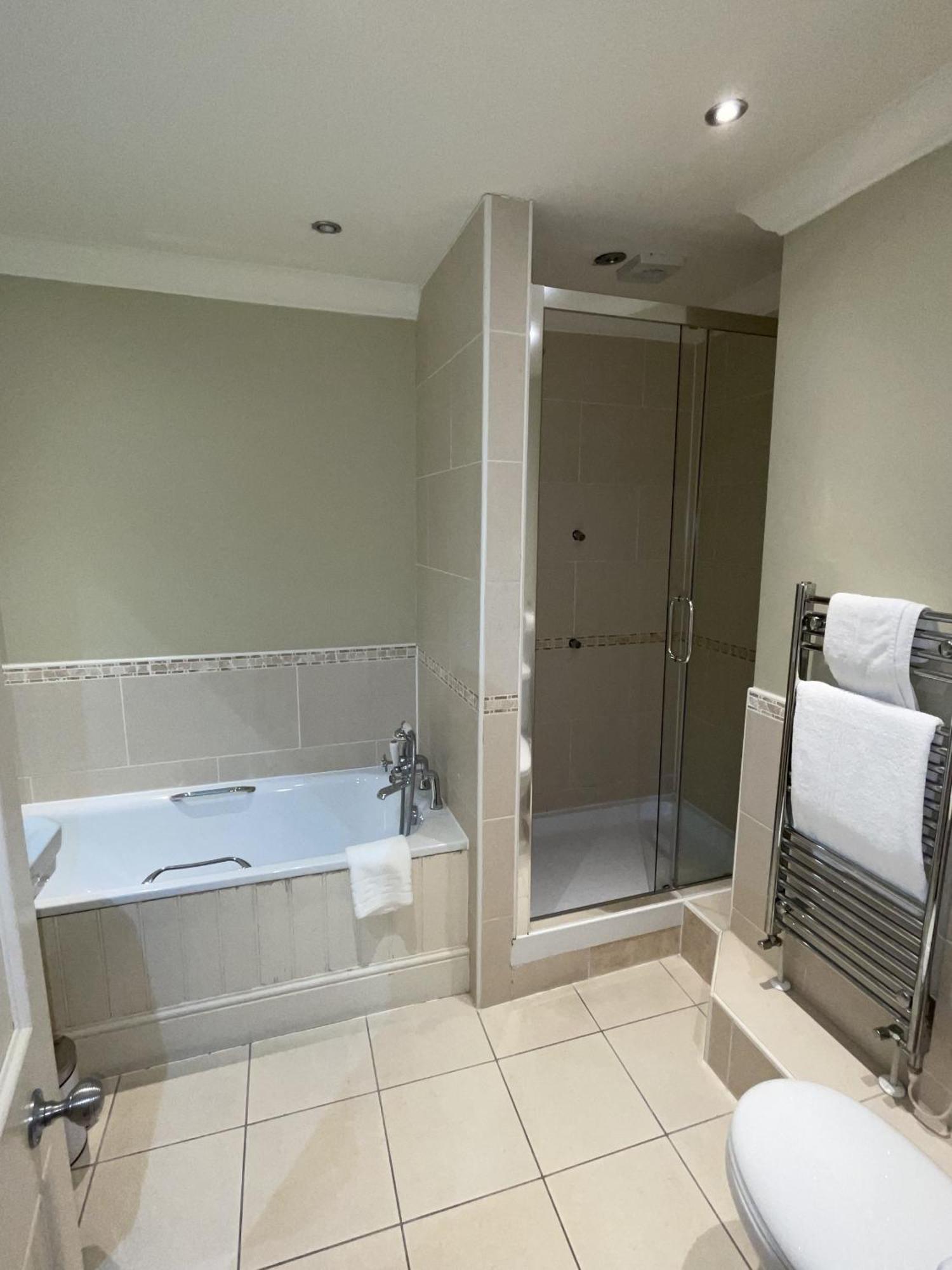 The Commercial Bar & Hotel Chester Room photo