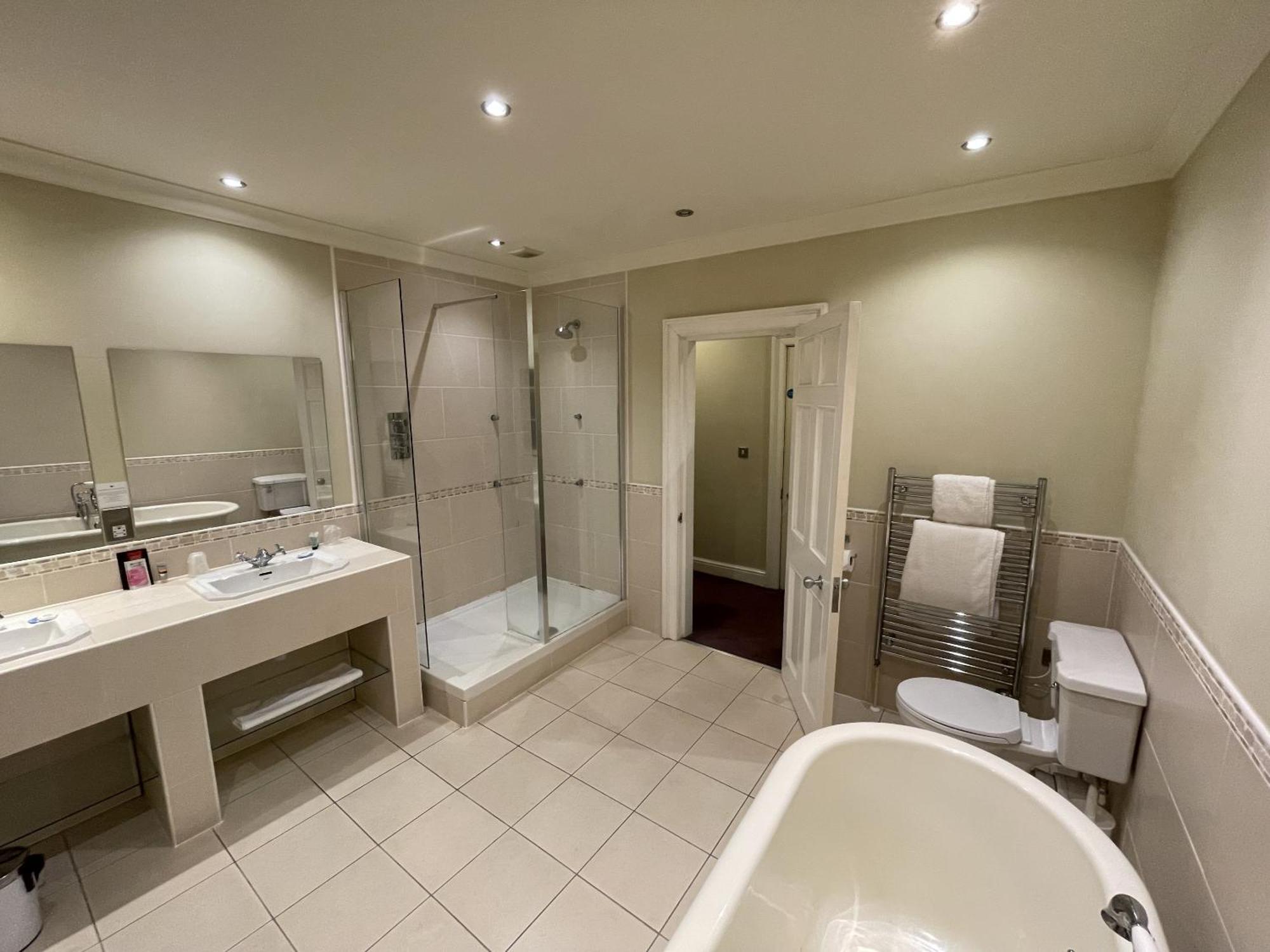 The Commercial Bar & Hotel Chester Room photo