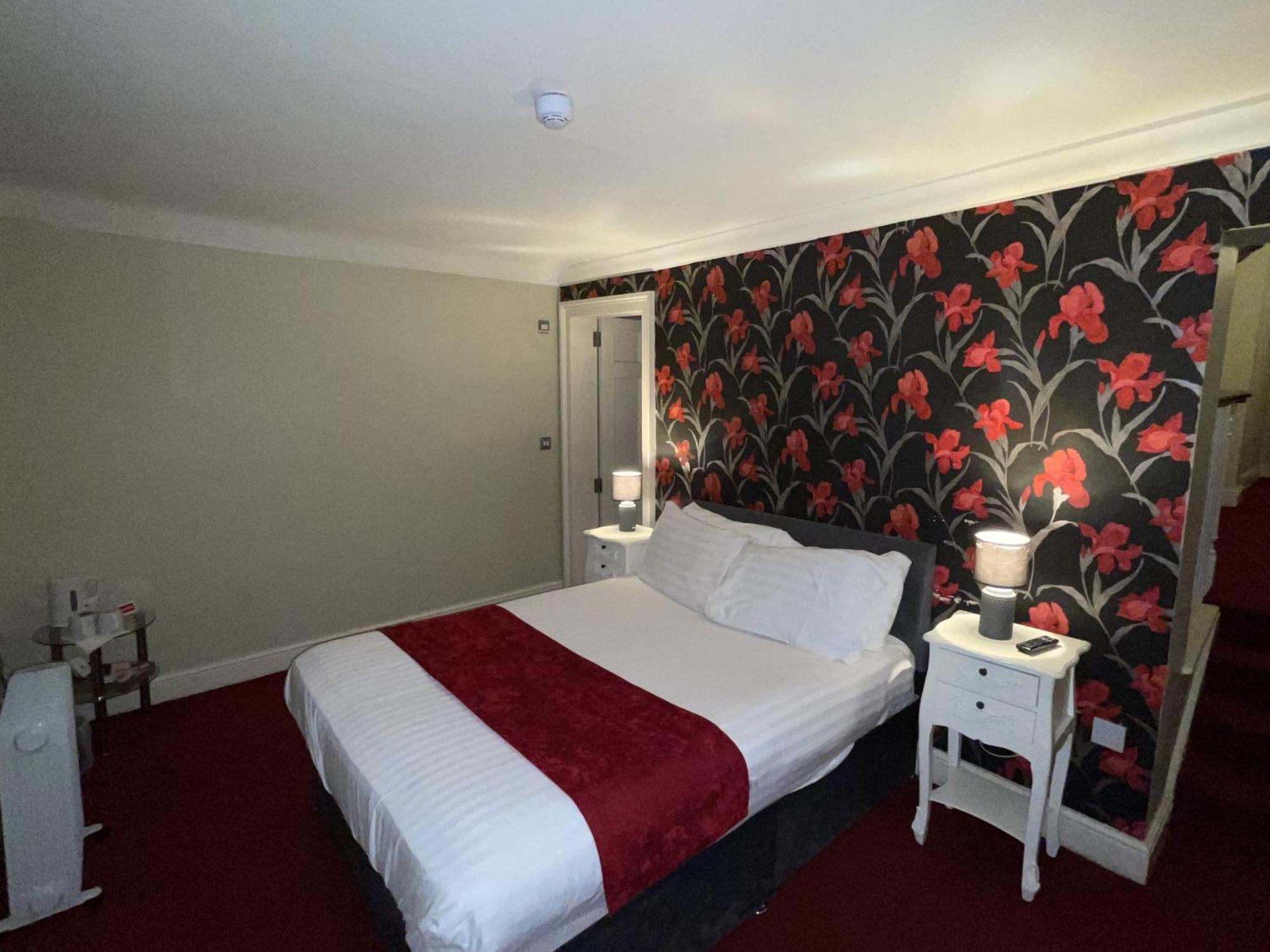The Commercial Bar & Hotel Chester Room photo