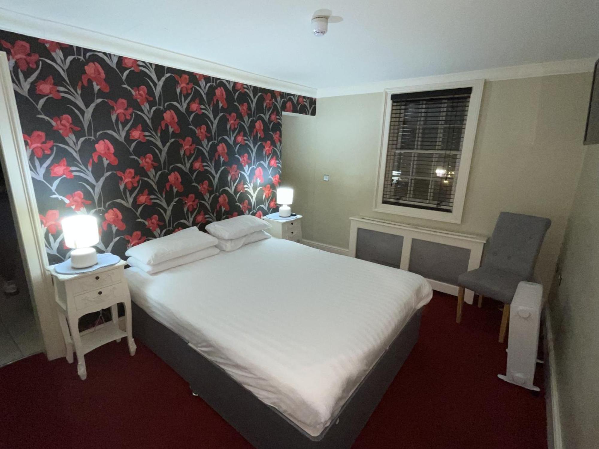 The Commercial Bar & Hotel Chester Room photo